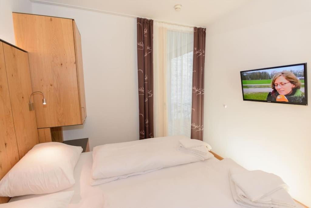 Apartment Am Sonnenhang Top 6 Нойкирхен-ам-Гросфенедигер Экстерьер фото