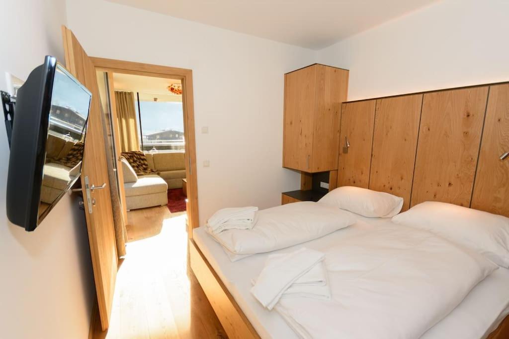 Apartment Am Sonnenhang Top 6 Нойкирхен-ам-Гросфенедигер Экстерьер фото